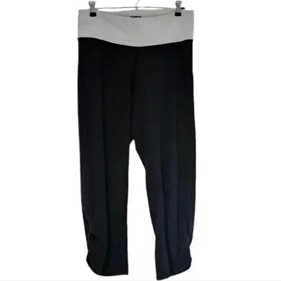Patagonia Calma Capris Women's L Black White Foldover Waistband Cropped Active - Picture 2 of 14